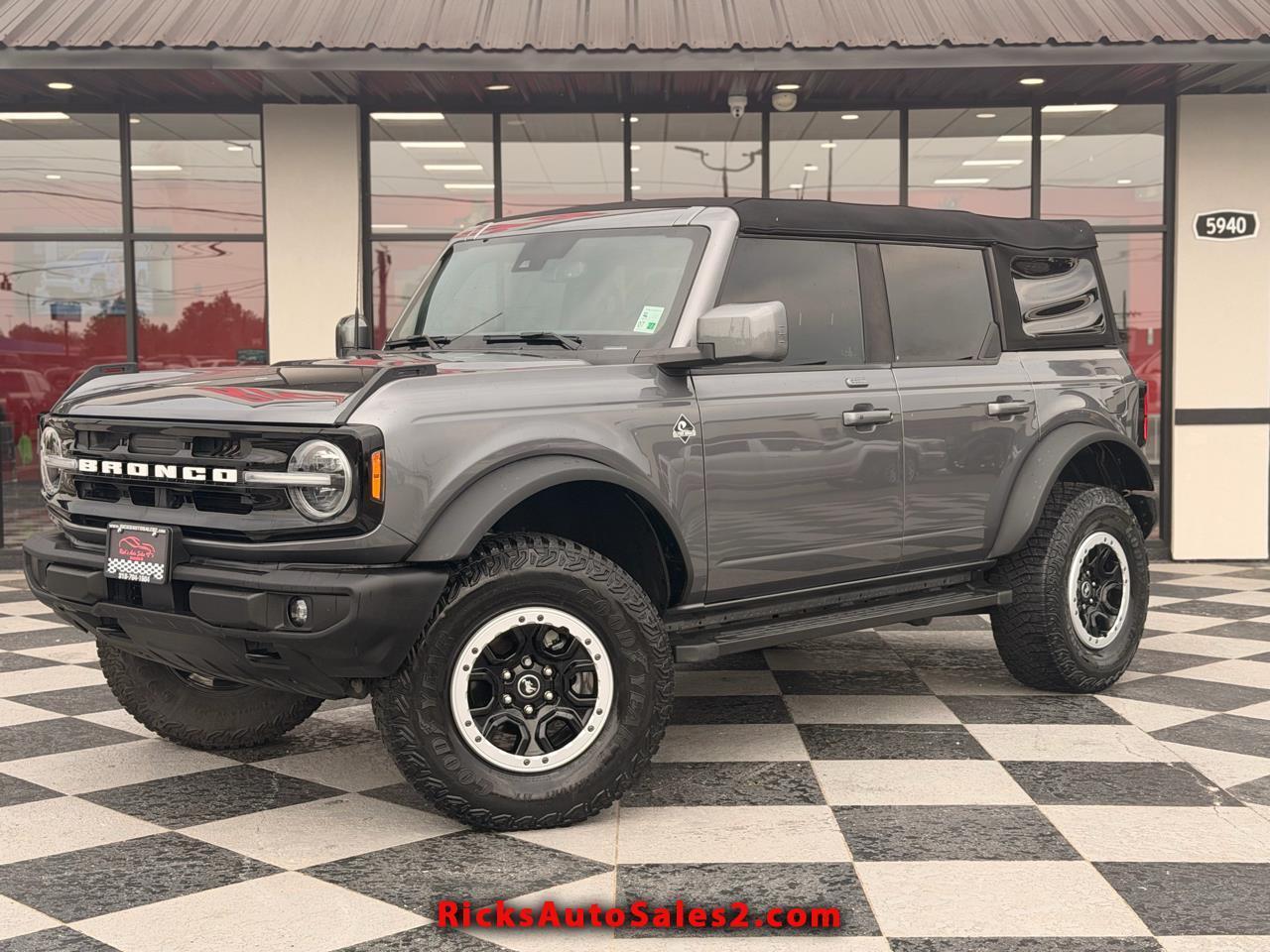 Ford Bronco Outer Banks 4 Door Advanced 4x4 2023