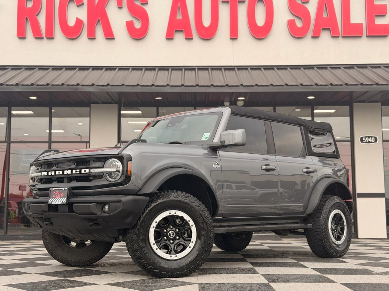 Ford Bronco Outer Banks 4 Door Advanced 4x4 2023