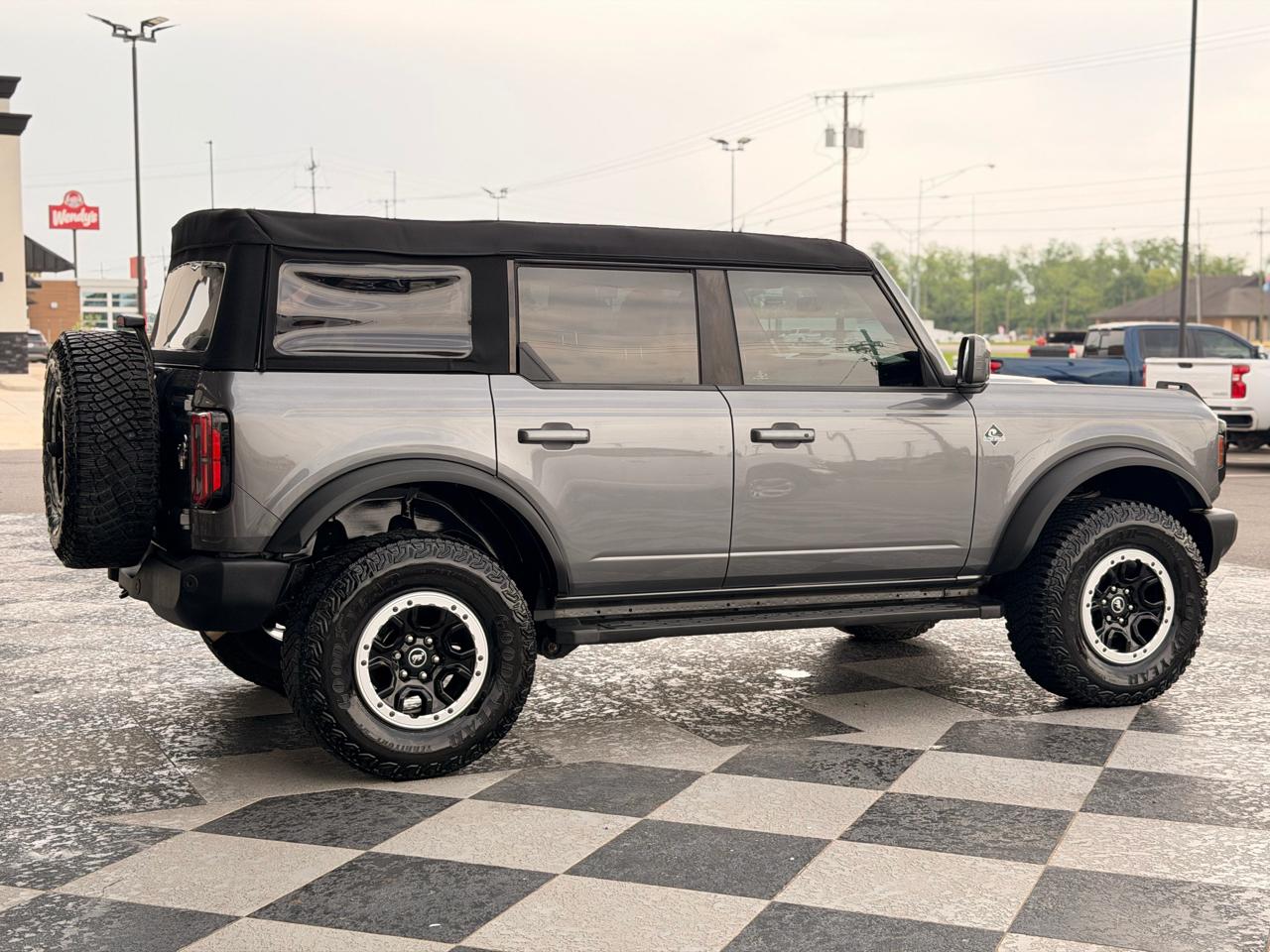 Ford Bronco Outer Banks 4 Door Advanced 4x4 2023