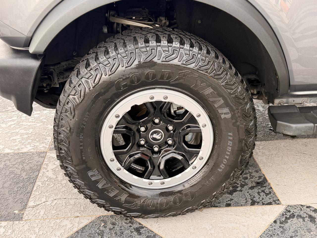 Ford Bronco Outer Banks 4 Door Advanced 4x4 2023