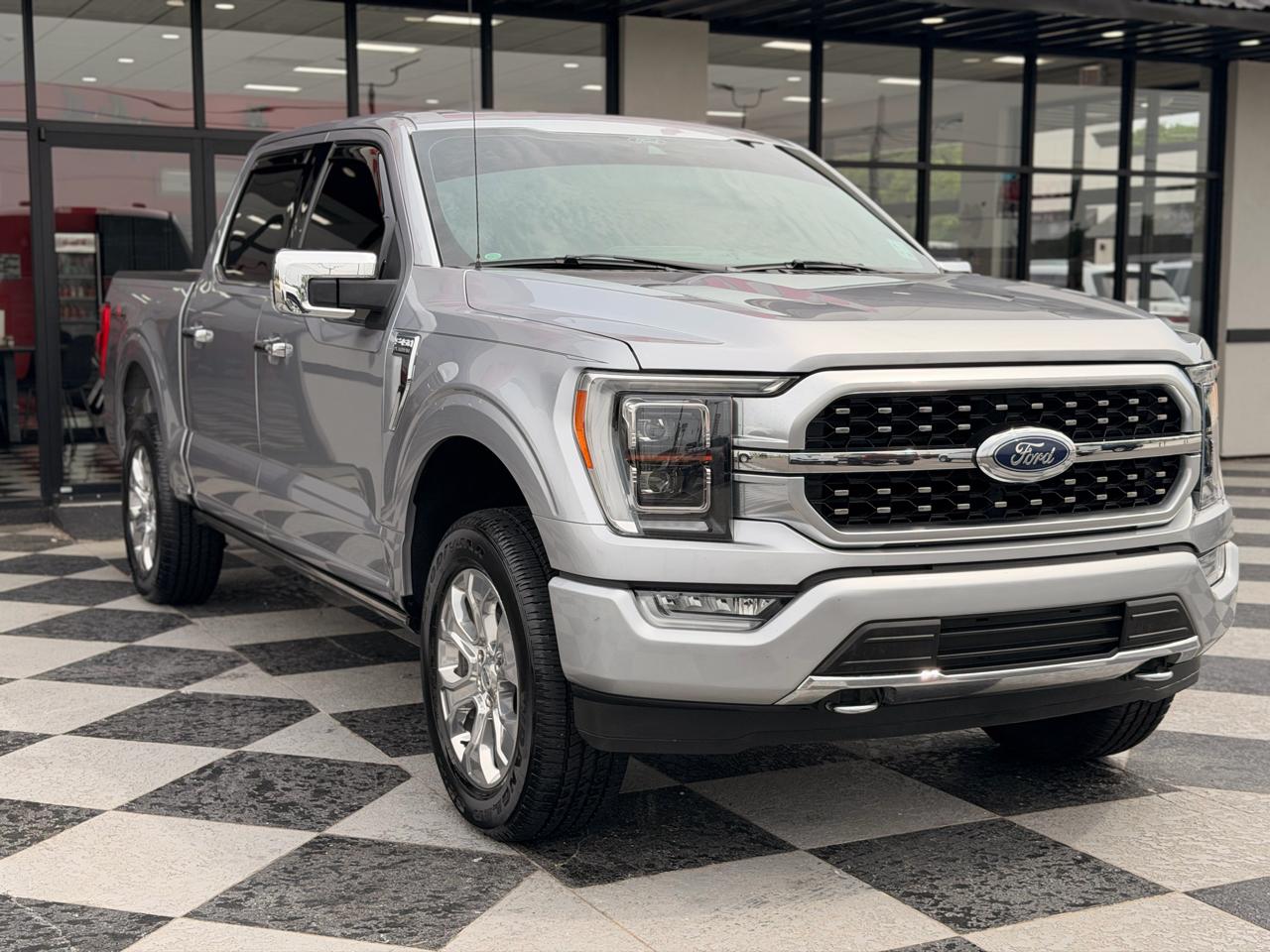 Ford F-150 Platinum 4WD SuperCrew 5.5' Box 2021