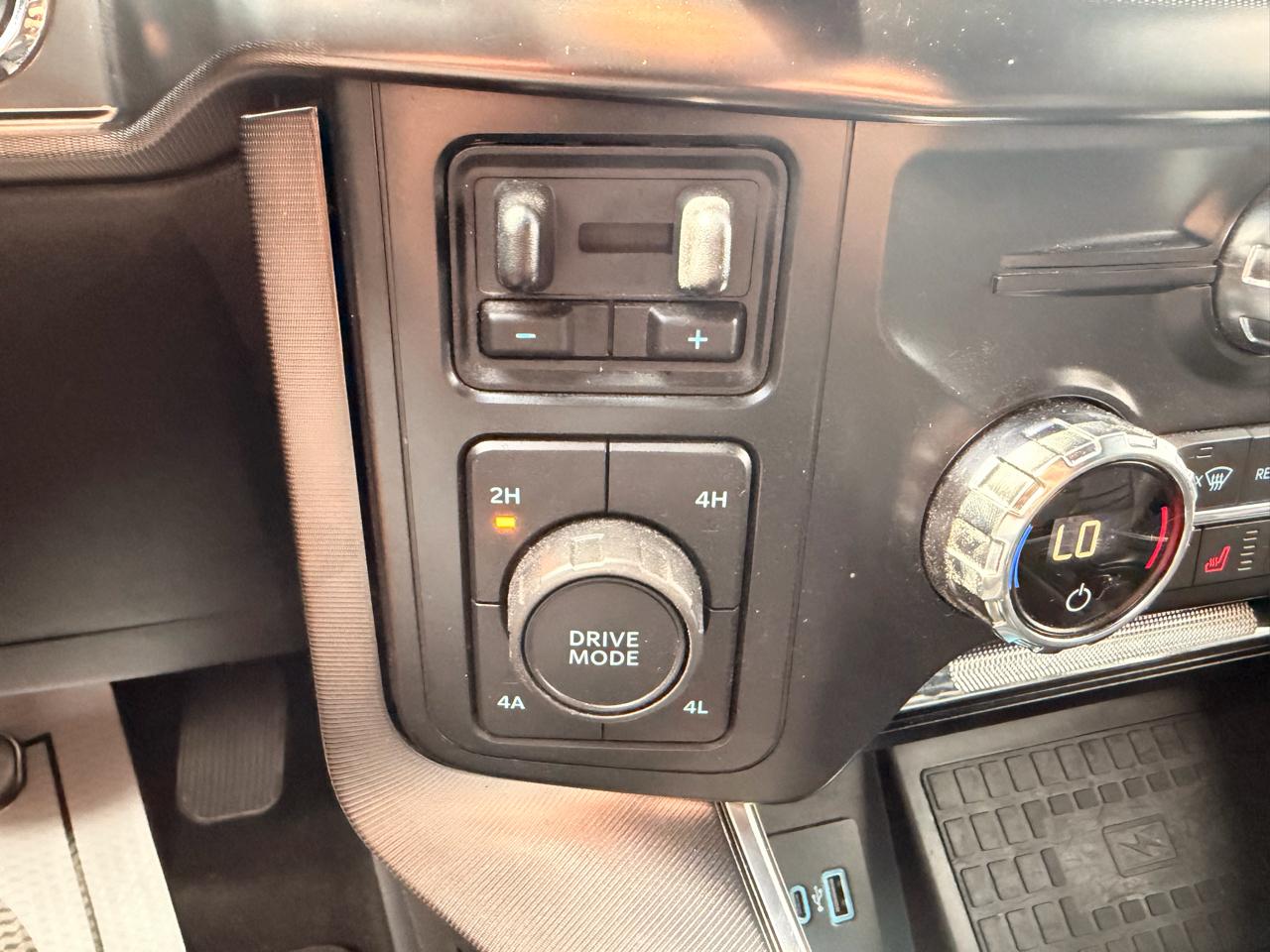 Ford F-150 Platinum 4WD SuperCrew 5.5' Box 2021