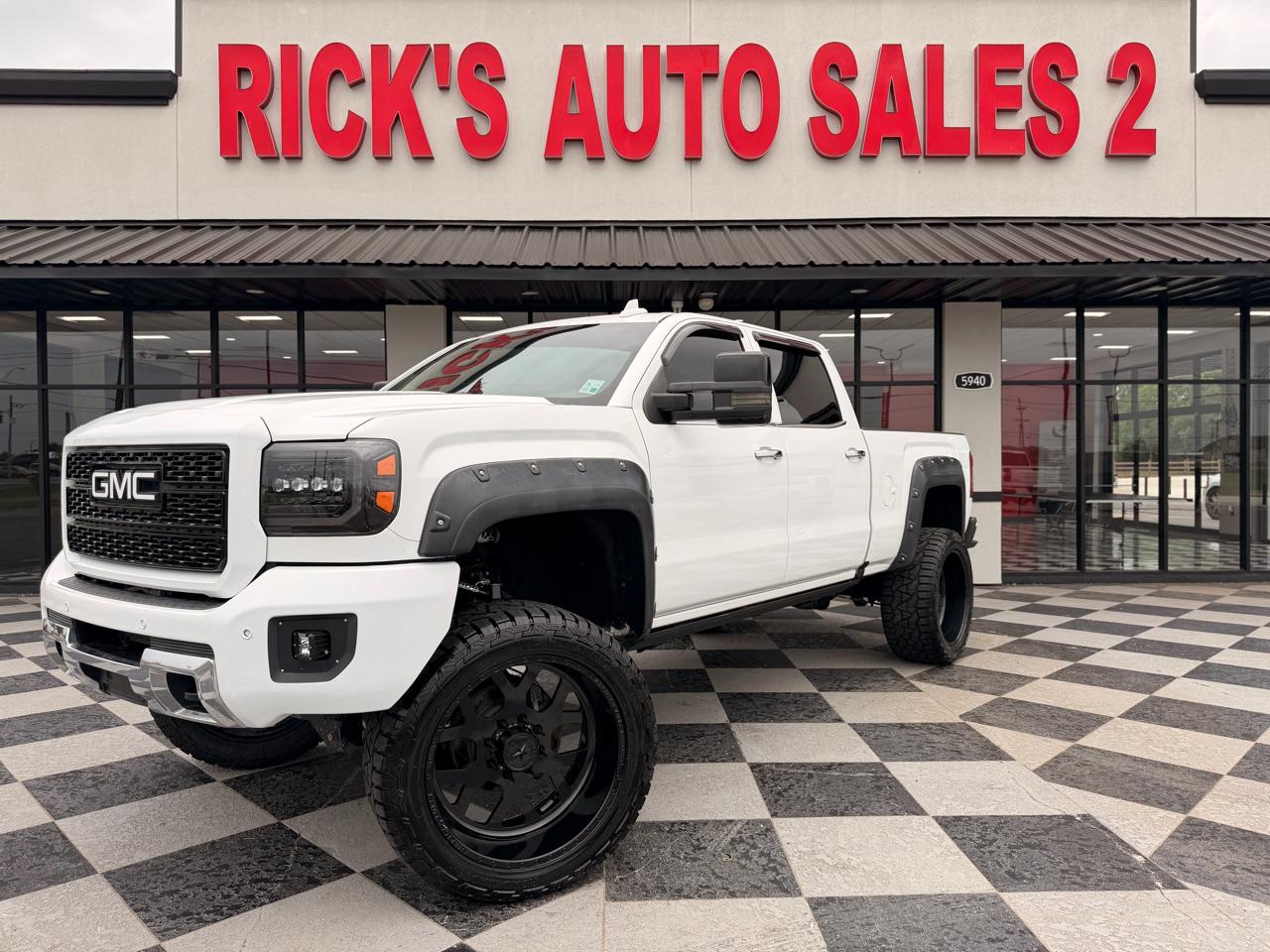 GMC Sierra 2500HD Denali Crew Cab 4WD 2016