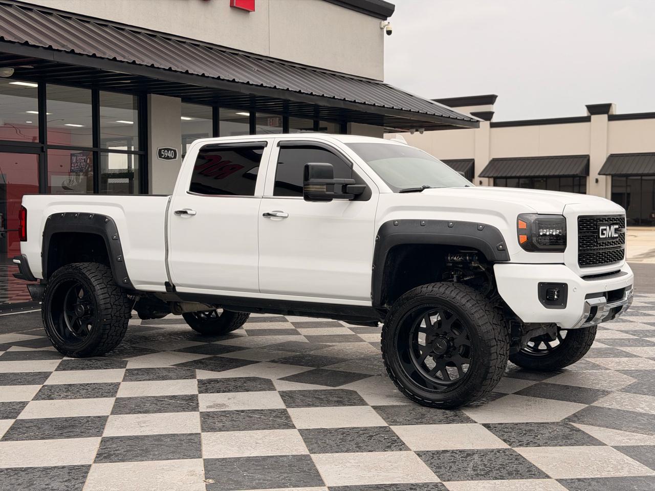 GMC Sierra 2500HD Denali Crew Cab 4WD 2016