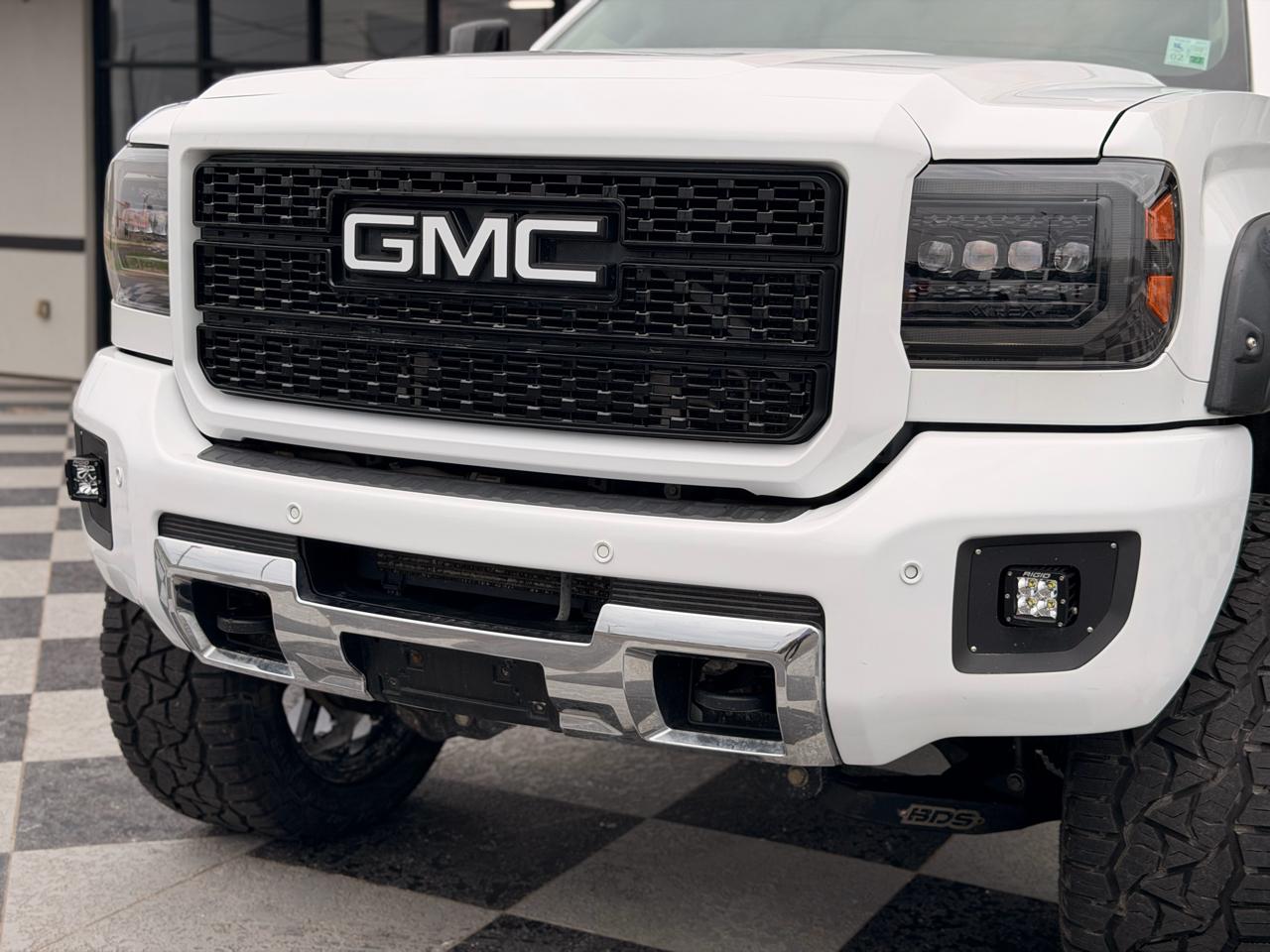 GMC Sierra 2500HD Denali Crew Cab 4WD 2016