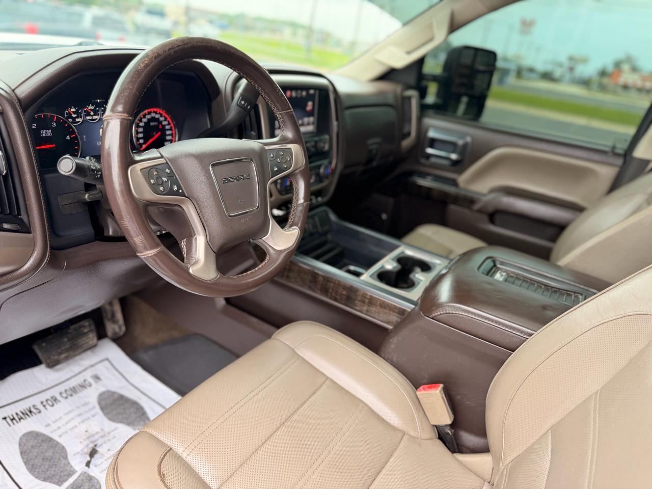 GMC Sierra 2500HD Denali Crew Cab 4WD 2016