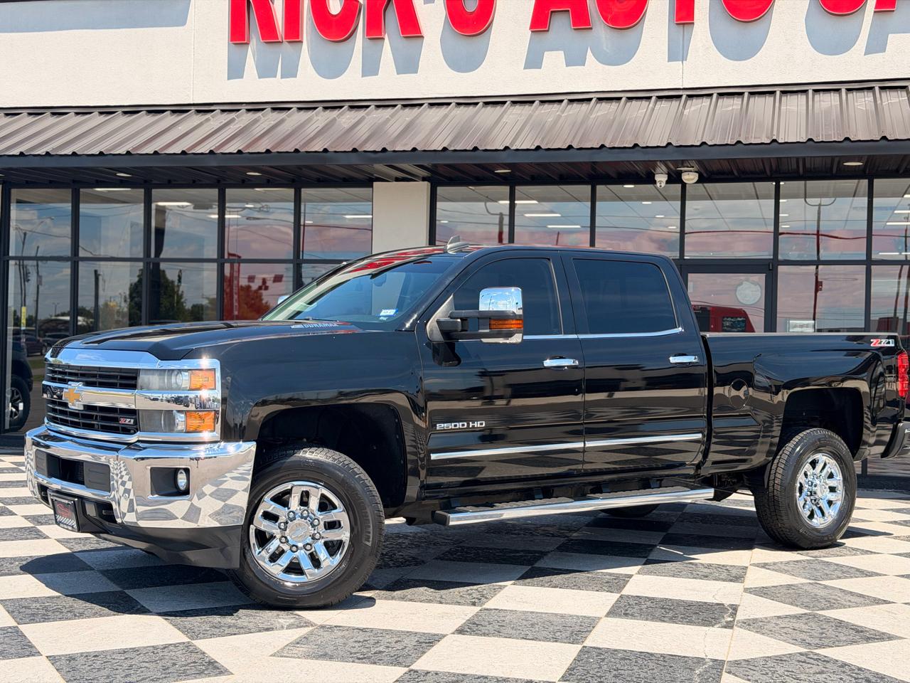 Chevrolet Silverado 2500HD LTZ Crew Cab 4WD 2016