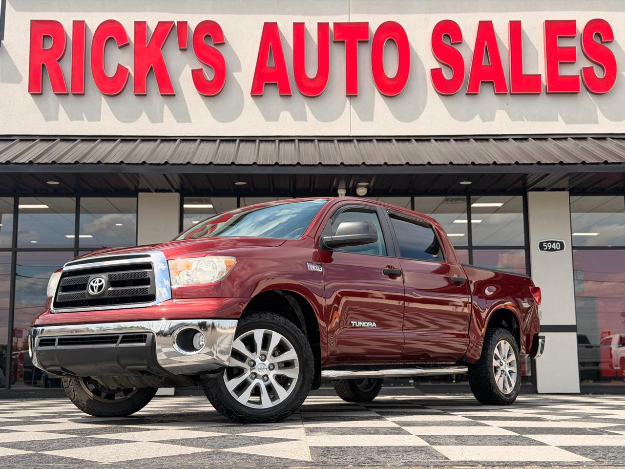Toyota Tundra Base Crew Max 4WD 2010