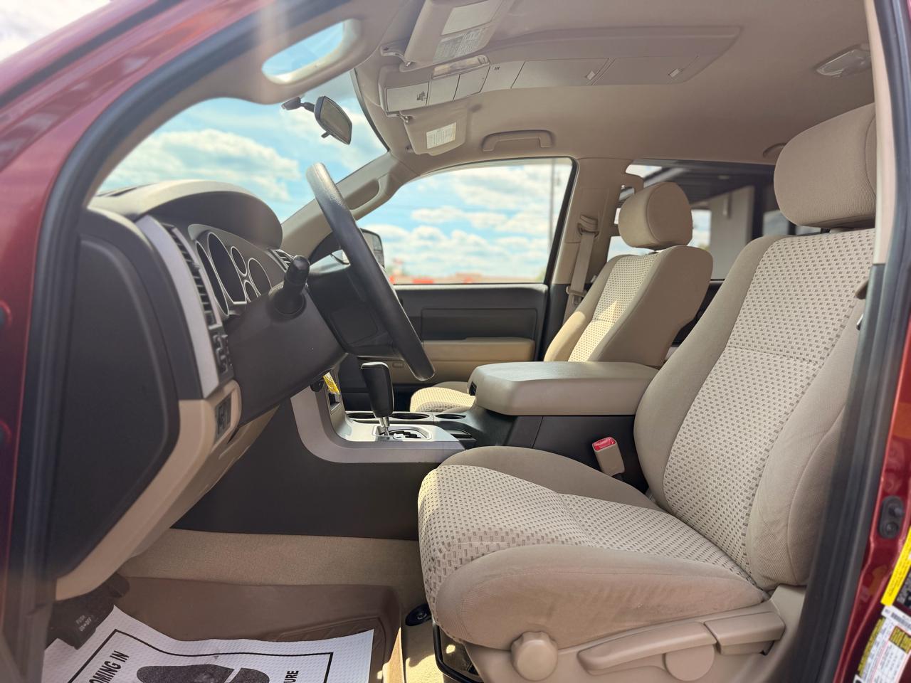 Toyota Tundra Base Crew Max 4WD 2010