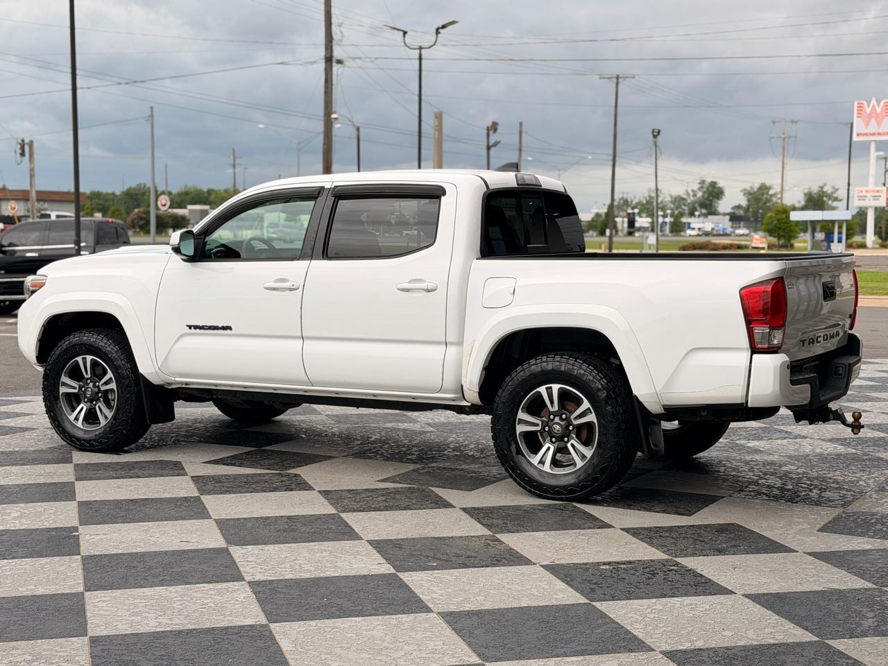 Toyota Tacoma TRD Sport Double Cab 4WD 2017