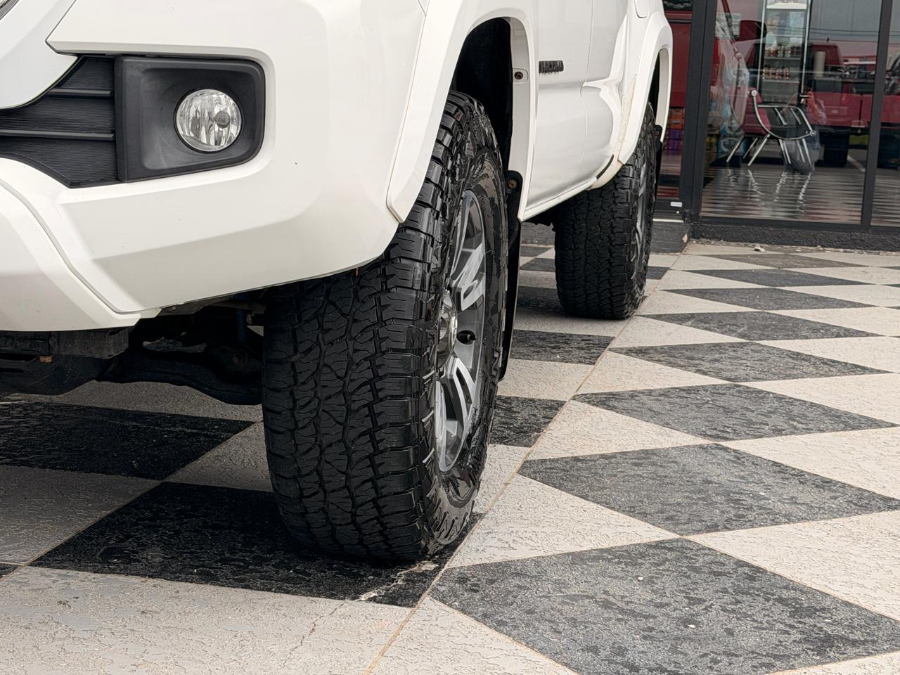 Toyota Tacoma TRD Sport Double Cab 4WD 2017
