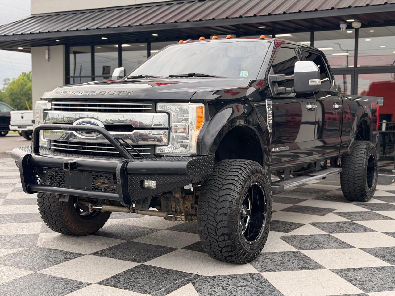Ford F-250 SD Lariat Crew Cab 4WD 2017