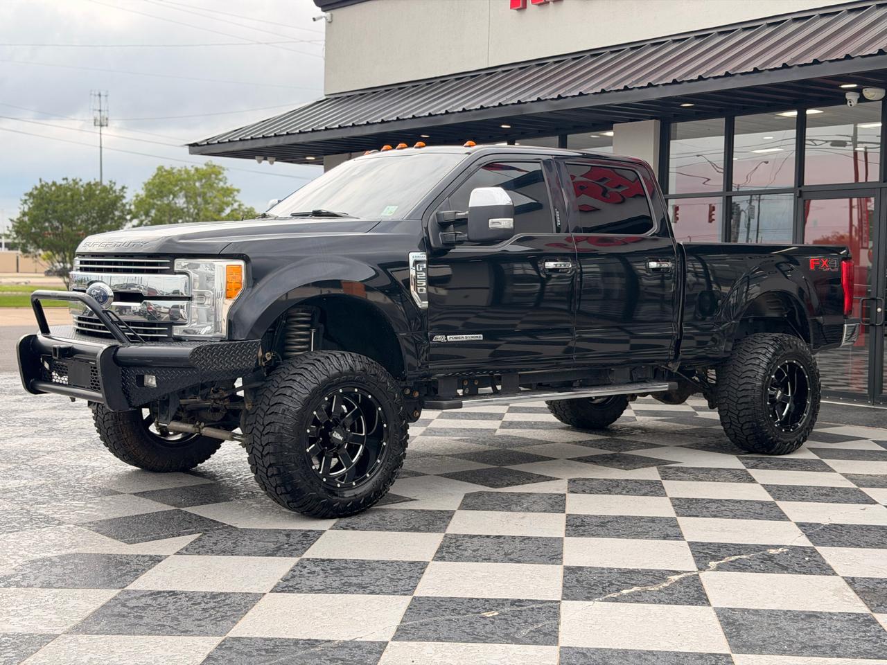 Ford F-250 SD Lariat Crew Cab 4WD 2017
