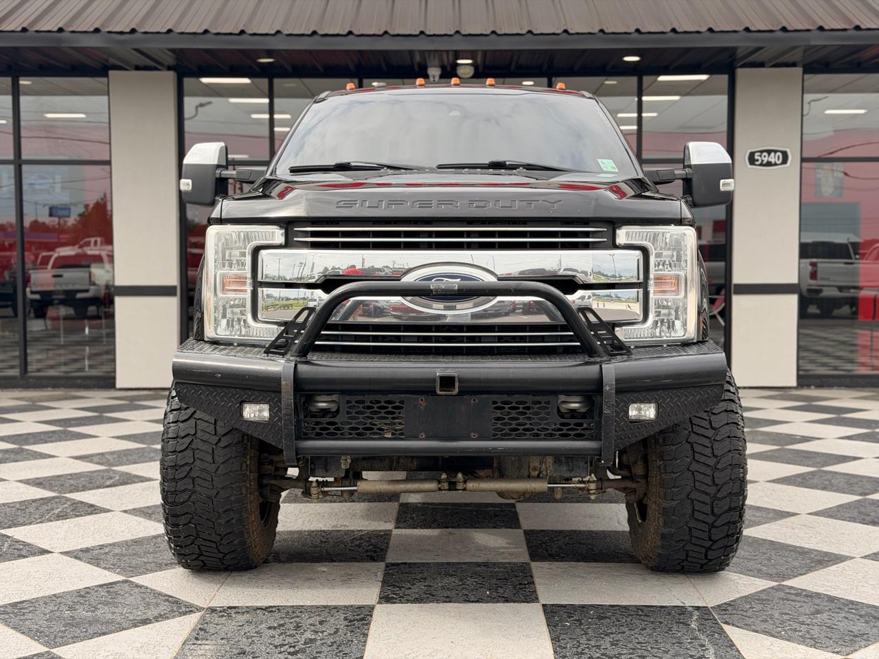 Ford F-250 SD Lariat Crew Cab 4WD 2017