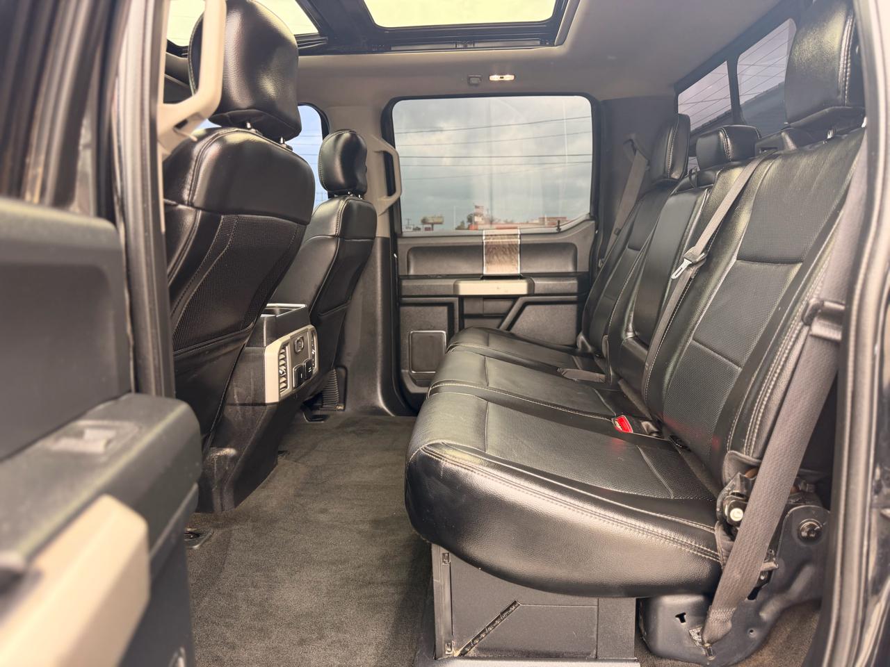 Ford F-250 SD Lariat Crew Cab 4WD 2017