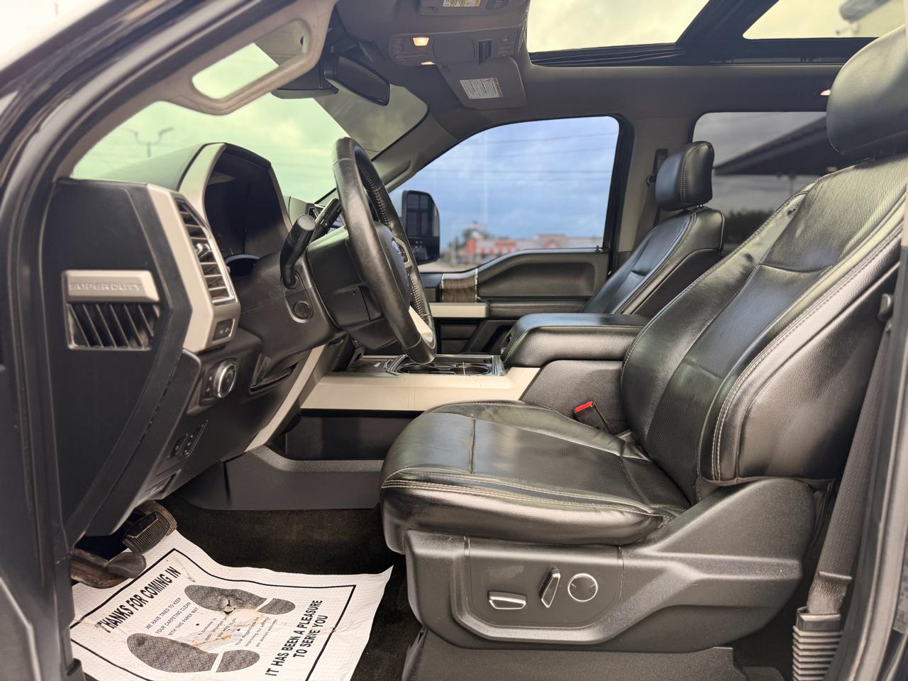 Ford F-250 SD Lariat Crew Cab 4WD 2017