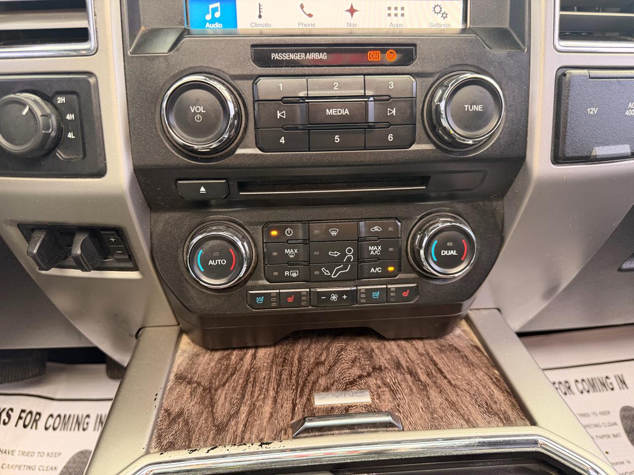 Ford F-250 SD Lariat Crew Cab 4WD 2017