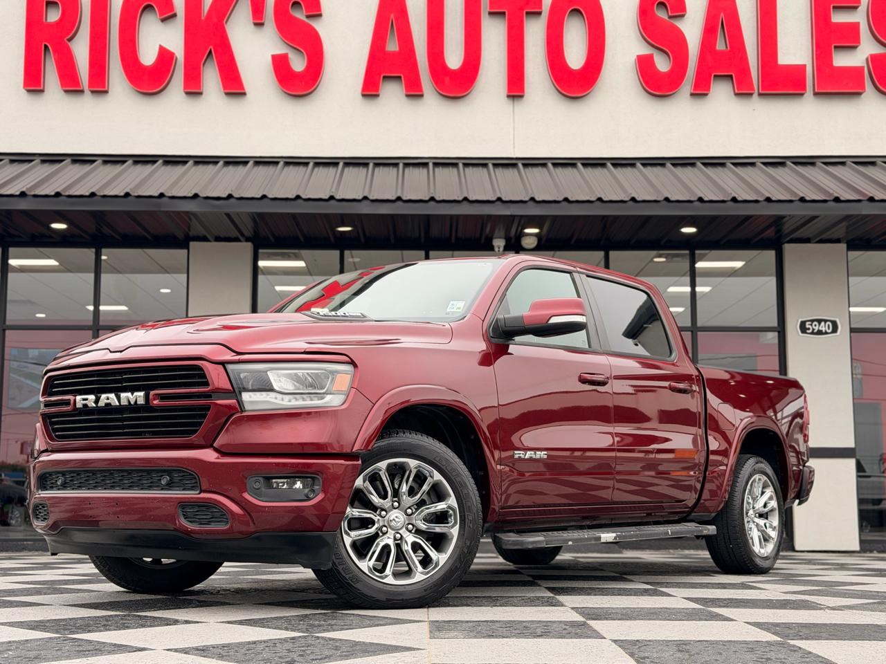 RAM 1500 Laramie Crew Cab SWB 2WD 2019