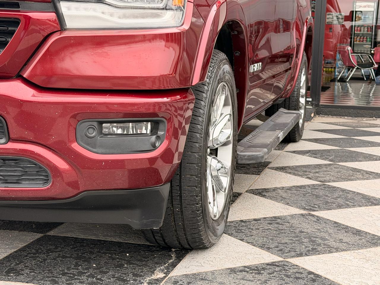 RAM 1500 Laramie Crew Cab SWB 2WD 2019