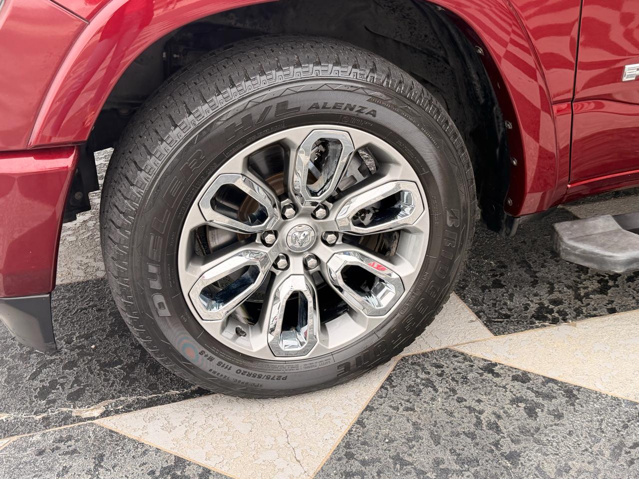 RAM 1500 Laramie Crew Cab SWB 2WD 2019