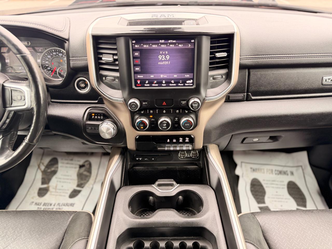RAM 1500 Laramie Crew Cab SWB 2WD 2019