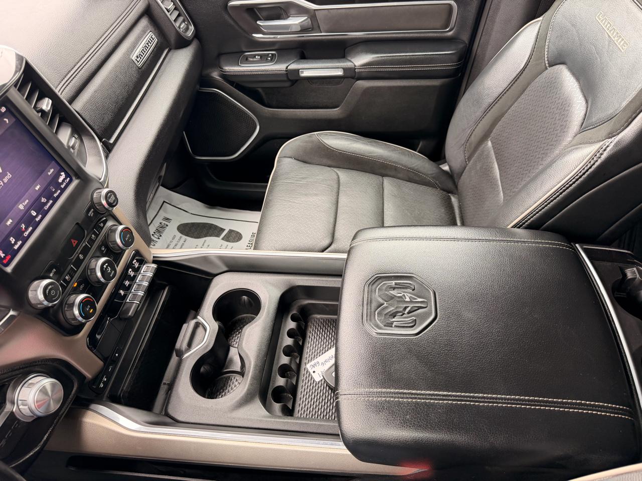 RAM 1500 Laramie Crew Cab SWB 2WD 2019
