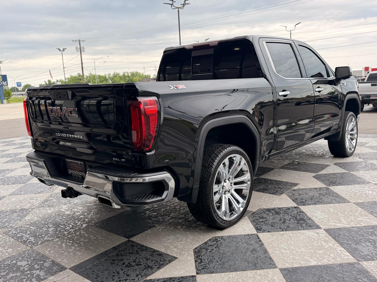GMC Sierra 1500 SLT Crew Cab 4WD 2021