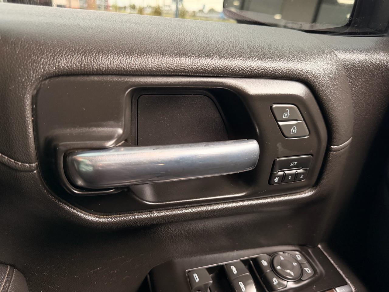 GMC Sierra 1500 SLT Crew Cab 4WD 2021