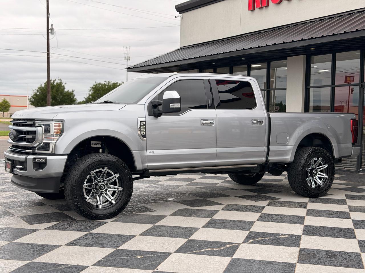 Ford F-250 SD Platinum Crew Cab 4WD 2022