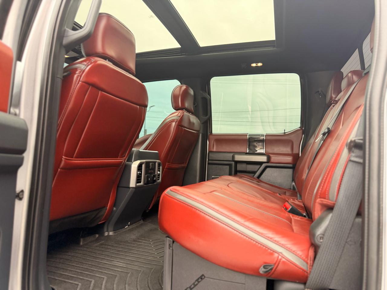 Ford F-250 SD Platinum Crew Cab 4WD 2022
