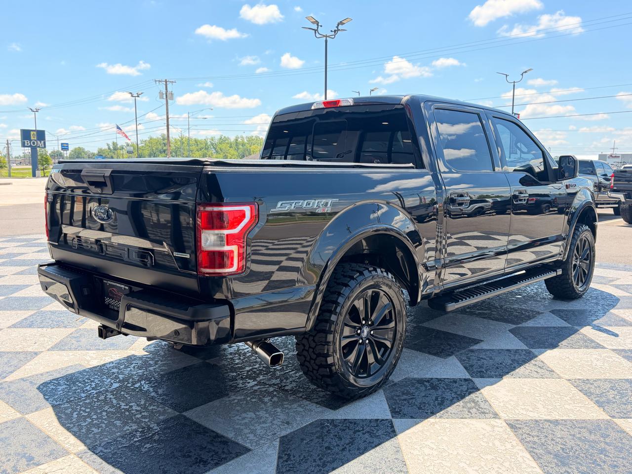 Ford F-150 XLT SuperCrew 4WD 2019
