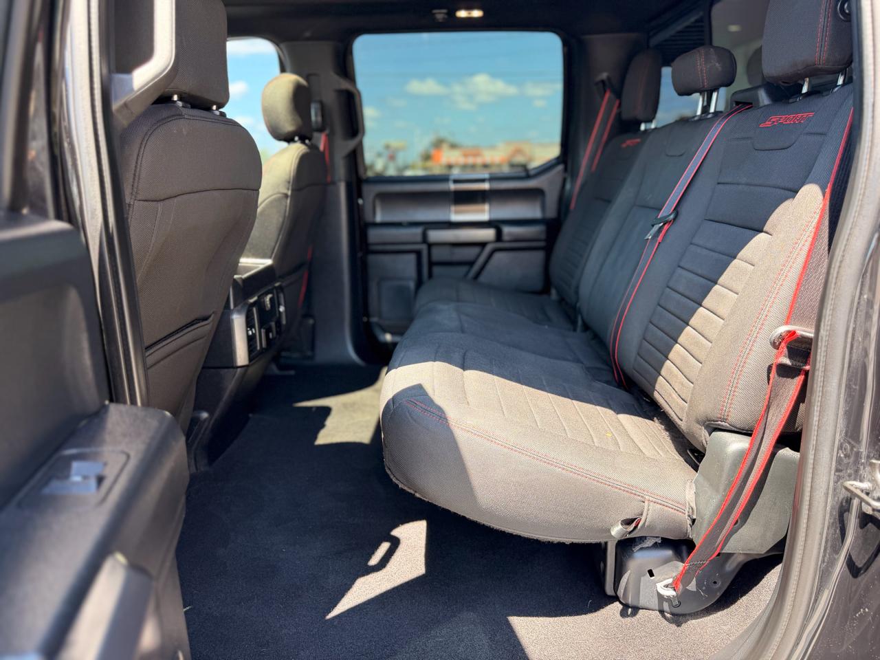 Ford F-150 XLT SuperCrew 4WD 2019