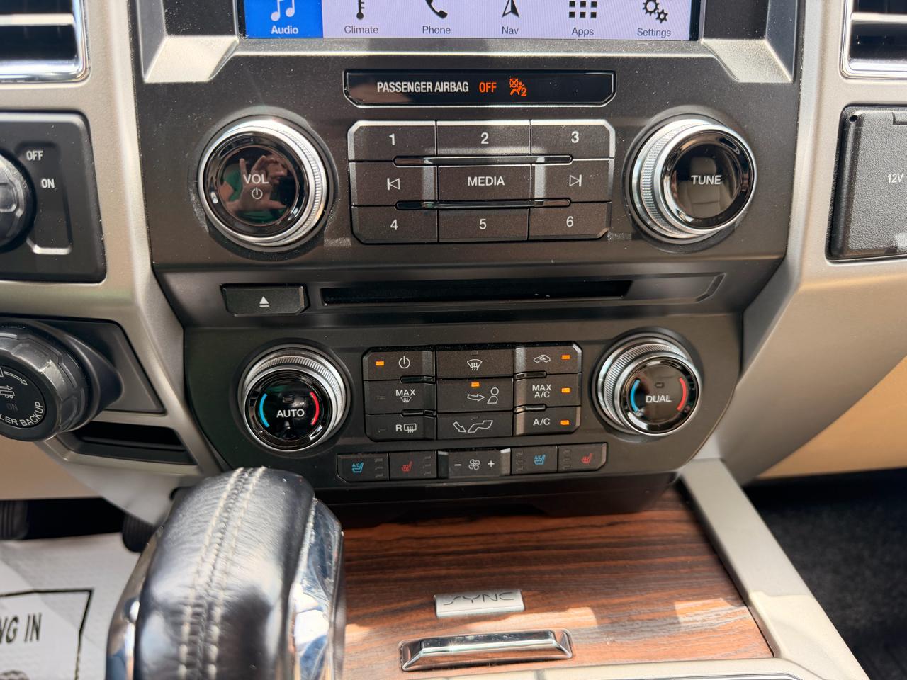 Ford F-150 Lariat 2WD SuperCrew 5.5' Box 2016