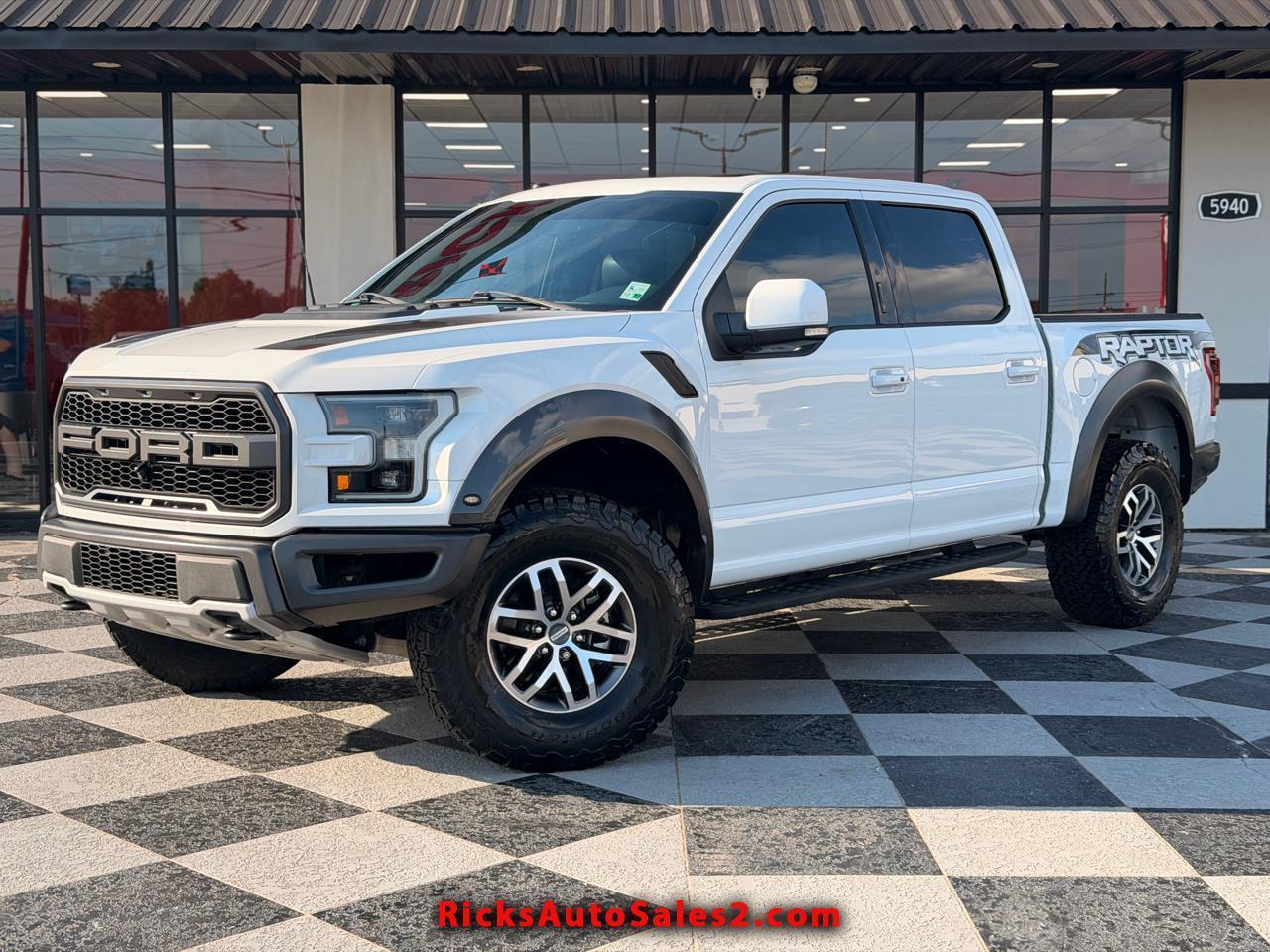 2017 Ford F-150 Raptor SuperCrew 4WD