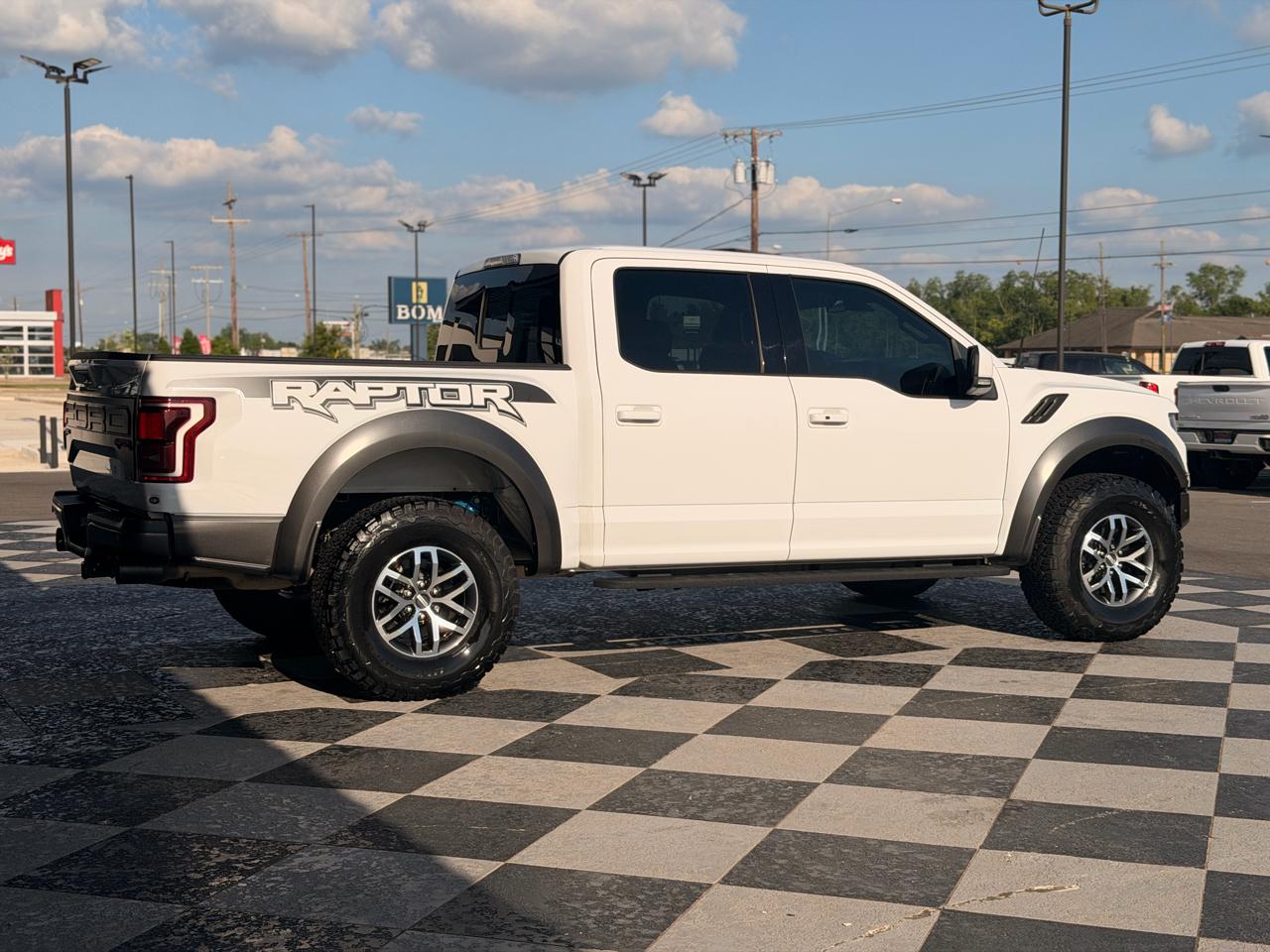 Ford F-150 Raptor SuperCrew 4WD 2017