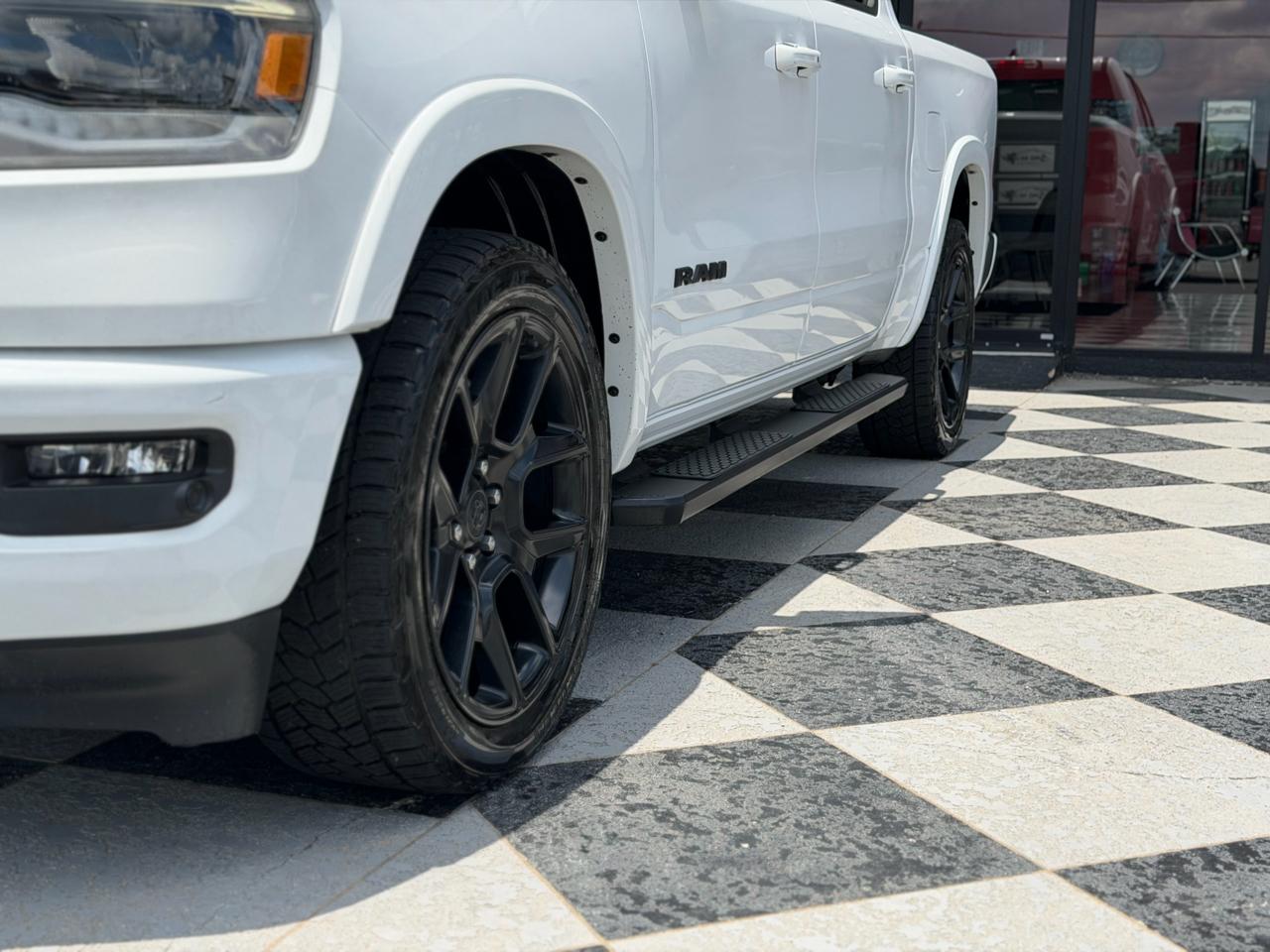 RAM 1500 Laramie Crew Cab SWB 2WD 2020