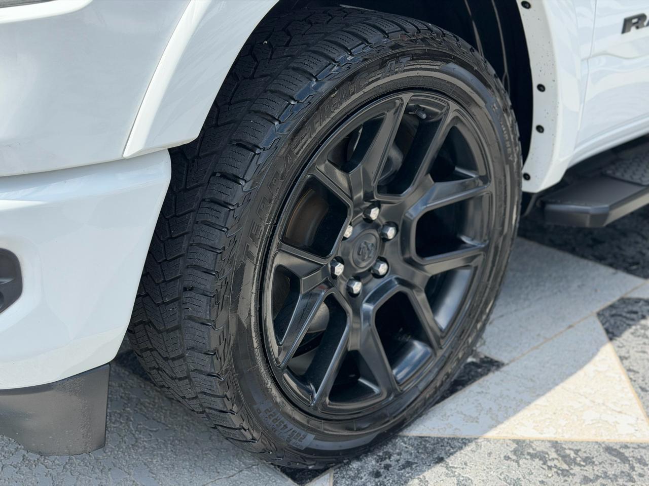 RAM 1500 Laramie Crew Cab SWB 2WD 2020