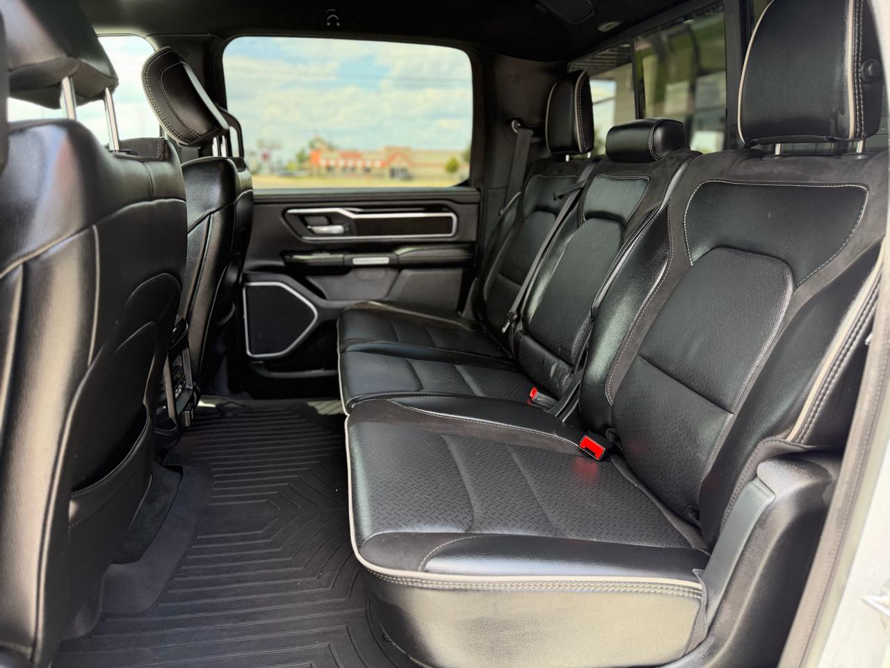 RAM 1500 Laramie Crew Cab SWB 2WD 2020
