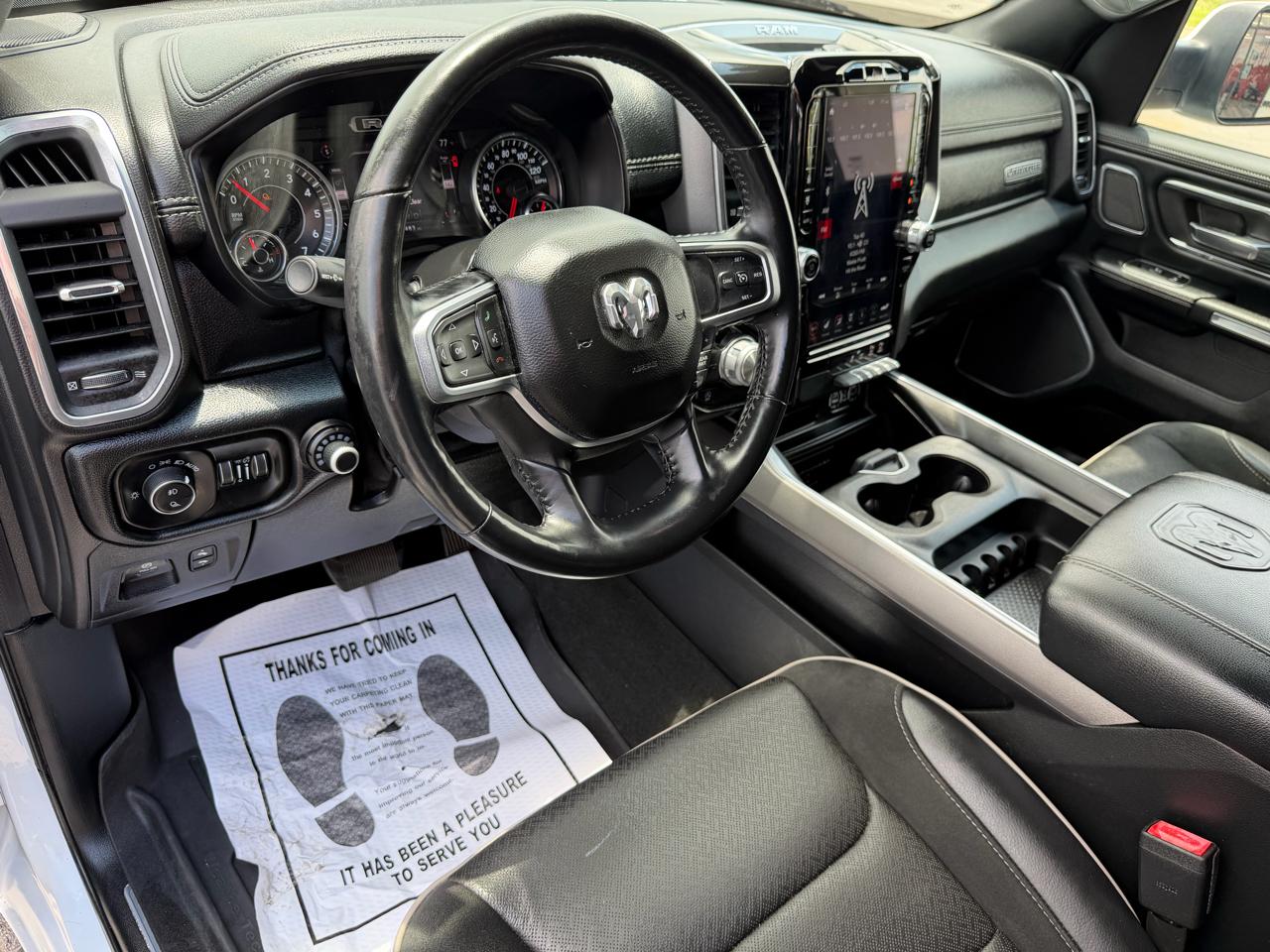 RAM 1500 Laramie Crew Cab SWB 2WD 2020