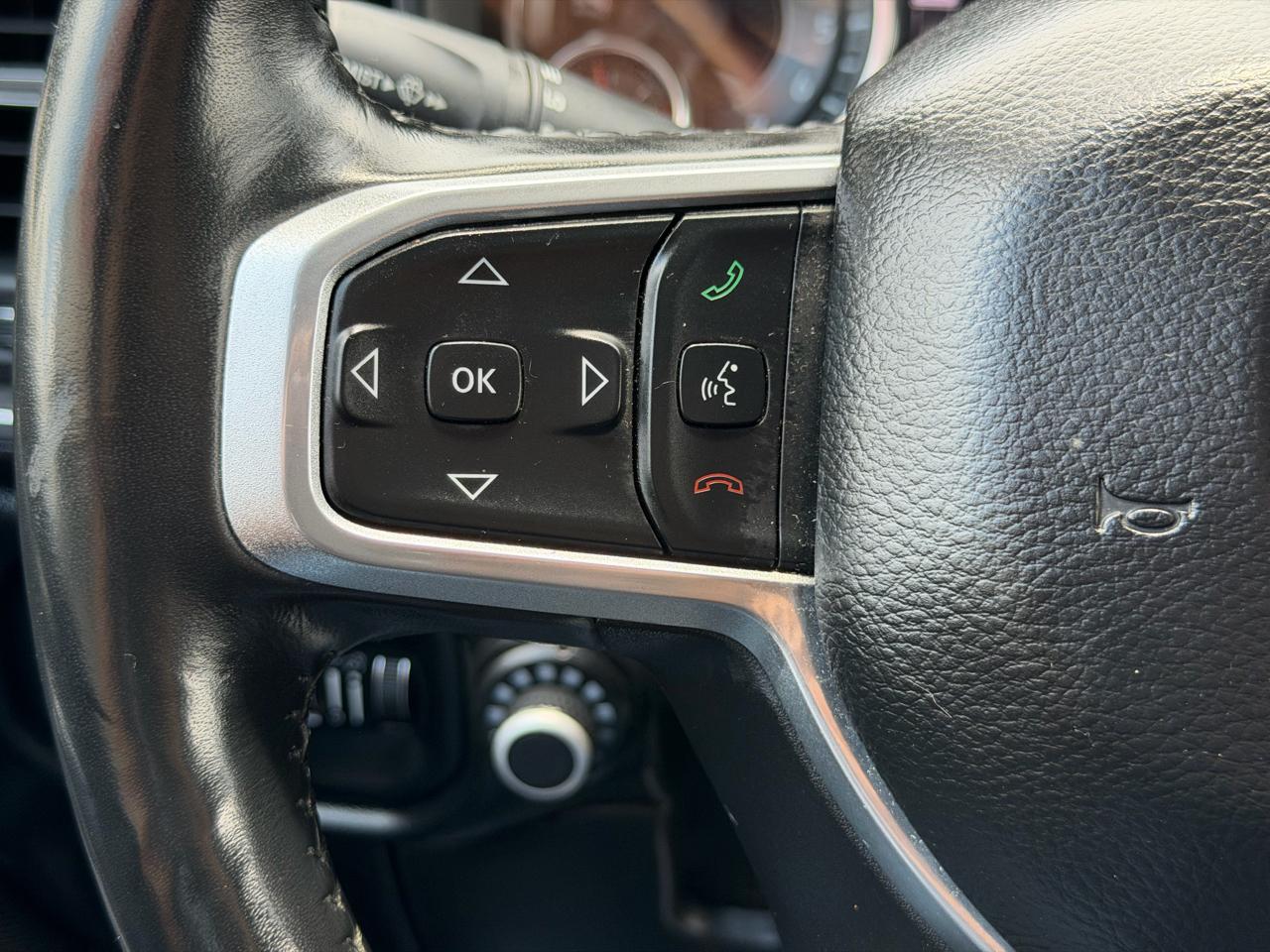 RAM 1500 Laramie Crew Cab SWB 2WD 2020