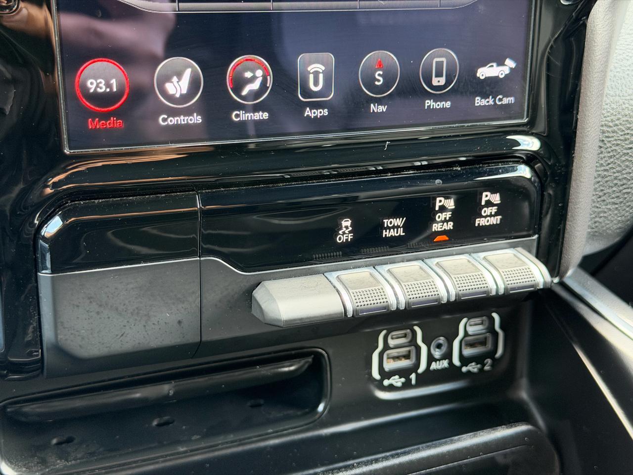 RAM 1500 Laramie Crew Cab SWB 2WD 2020