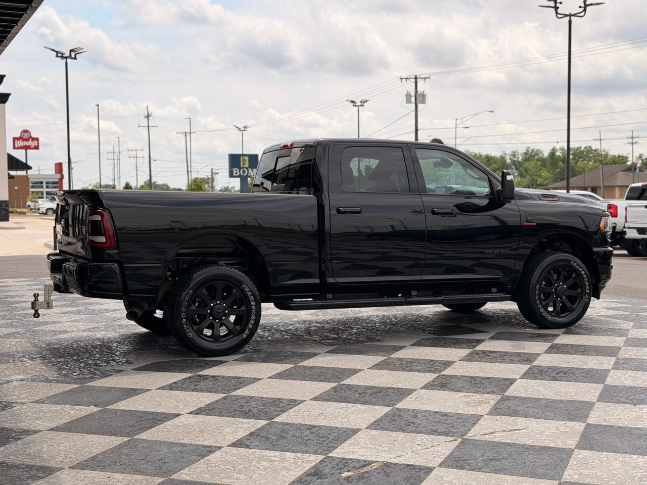 RAM 2500 Tradesman Crew Cab SWB 4WD 2024