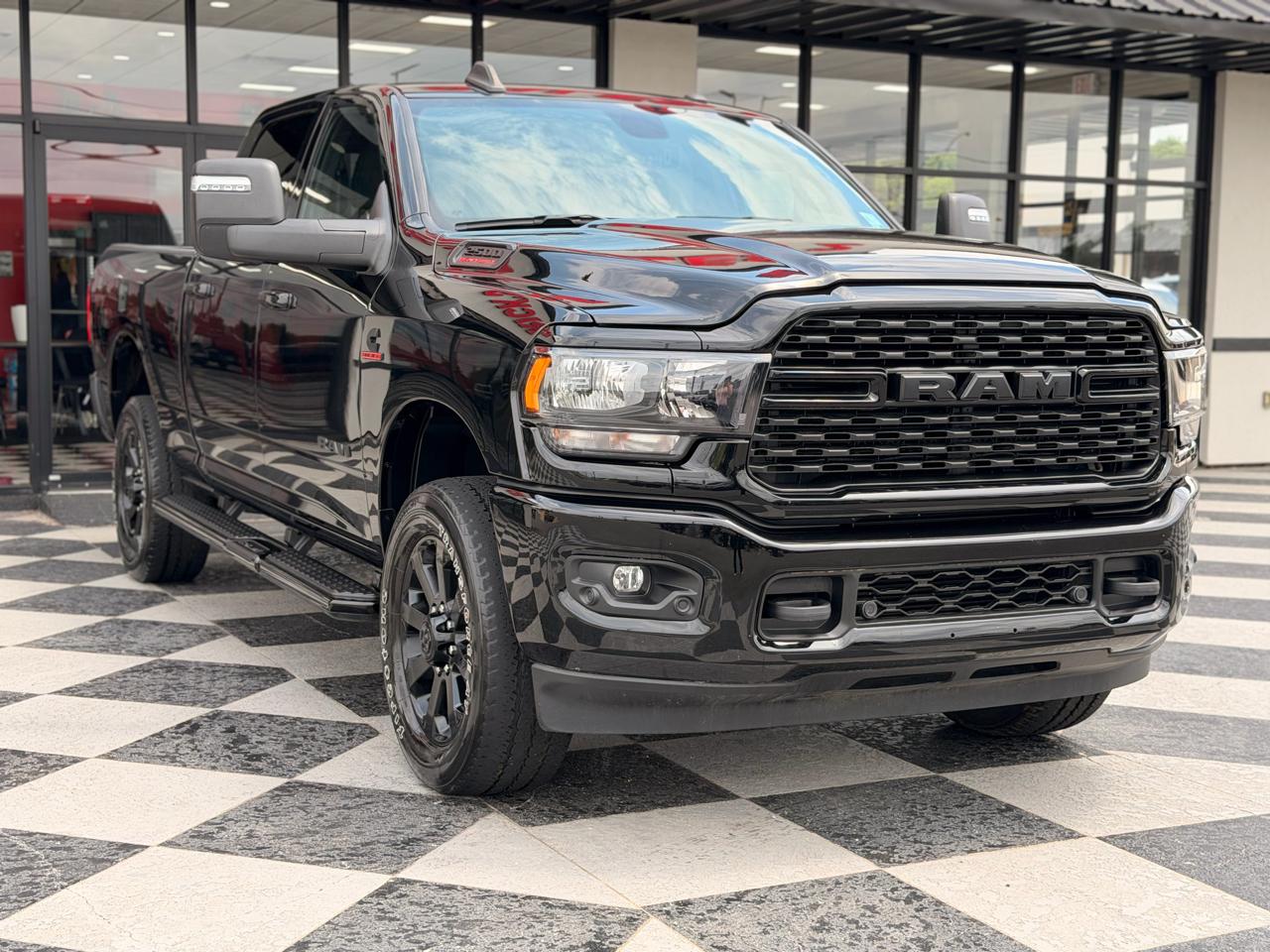 RAM 2500 Tradesman Crew Cab SWB 4WD 2024