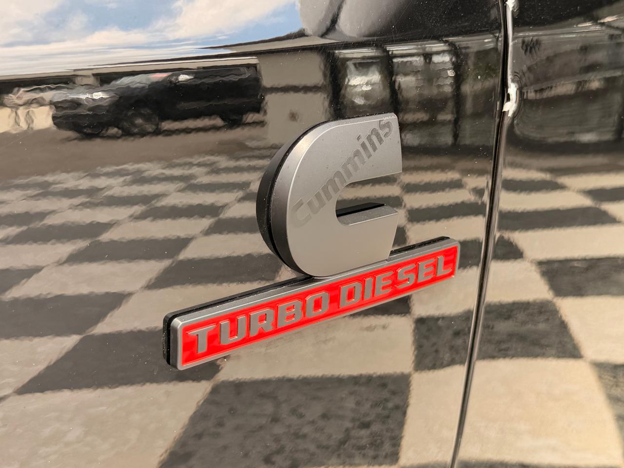 RAM 2500 Tradesman Crew Cab SWB 4WD 2024
