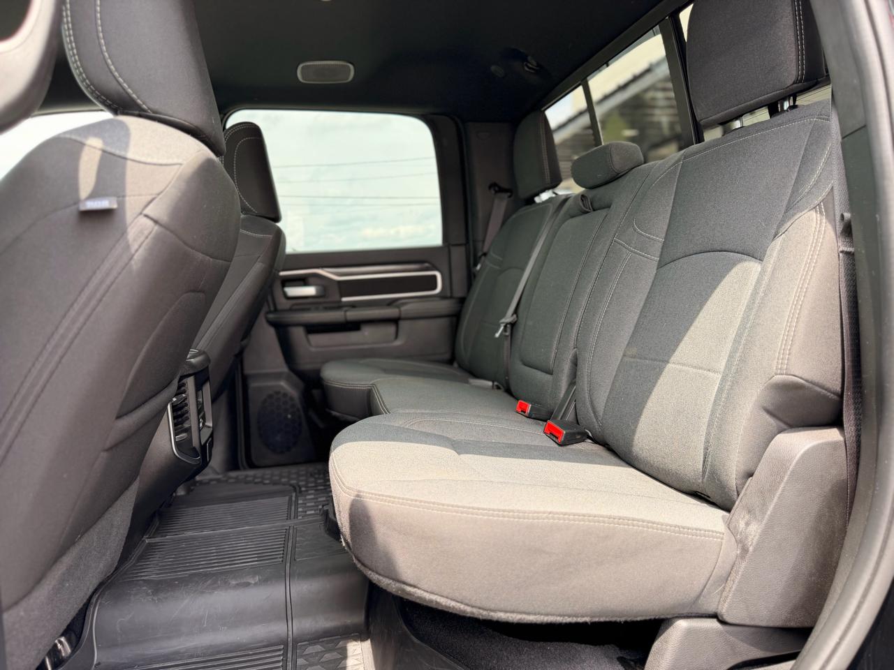 RAM 2500 Tradesman Crew Cab SWB 4WD 2024