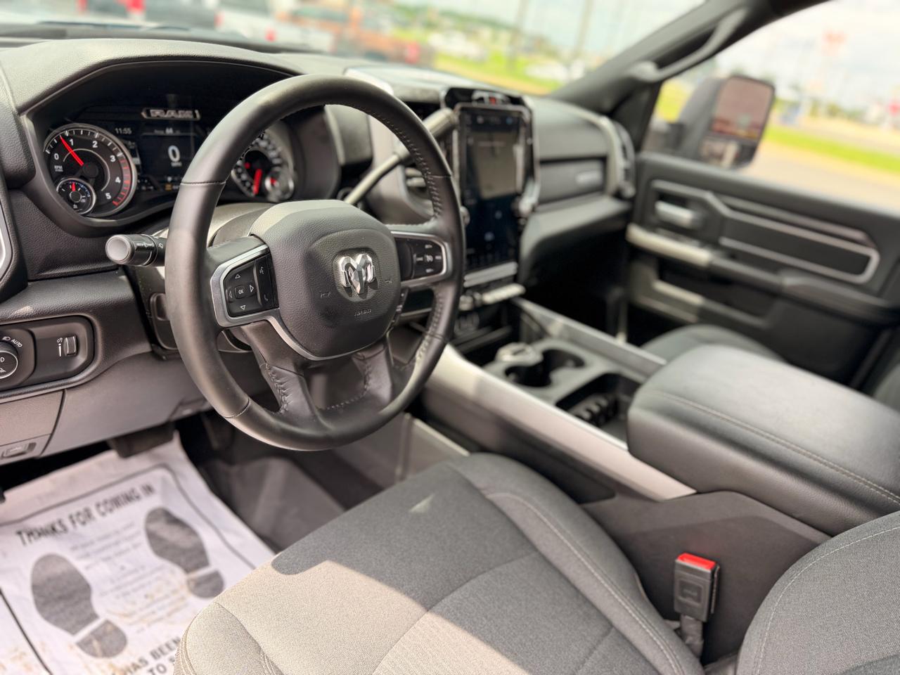 RAM 2500 Tradesman Crew Cab SWB 4WD 2024