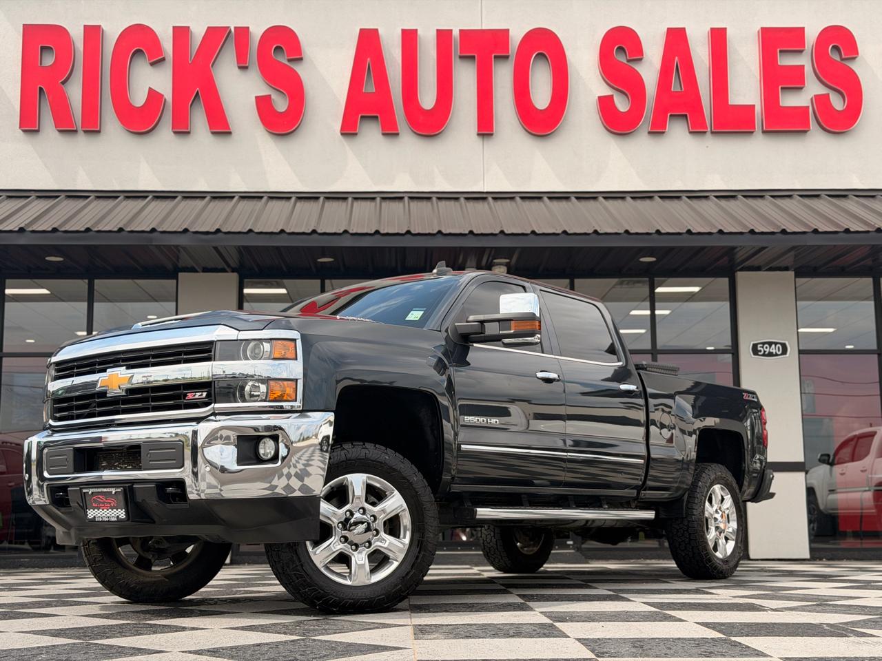 Chevrolet Silverado 2500HD LTZ Crew Cab 4WD 2017