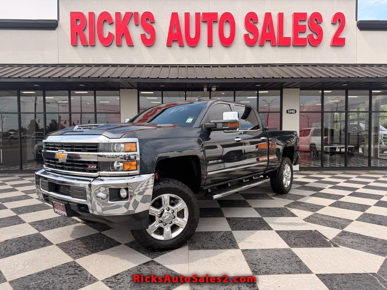 2017 Chevrolet Silverado 2500HD LTZ Crew Cab 4WD