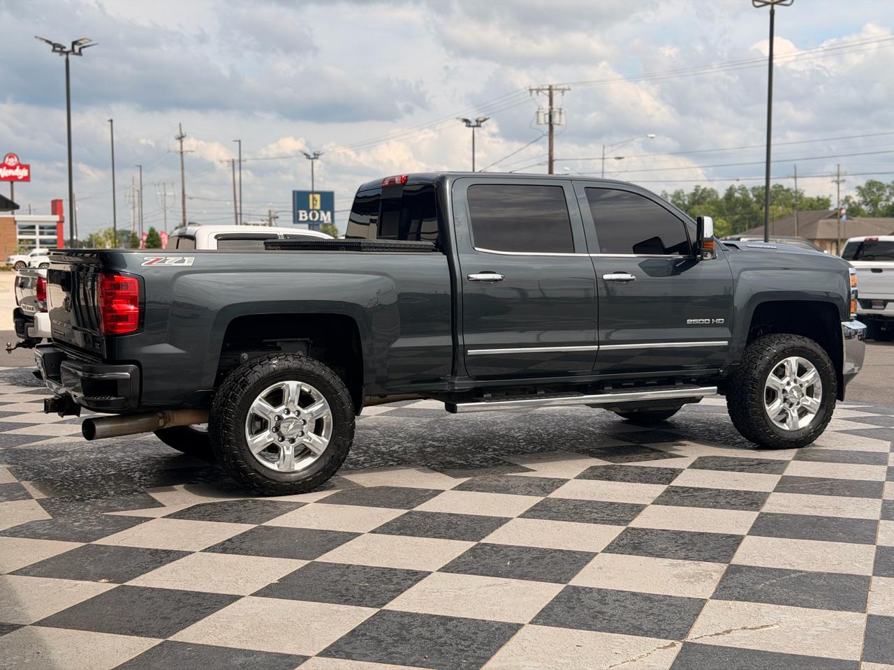 Chevrolet Silverado 2500HD LTZ Crew Cab 4WD 2017