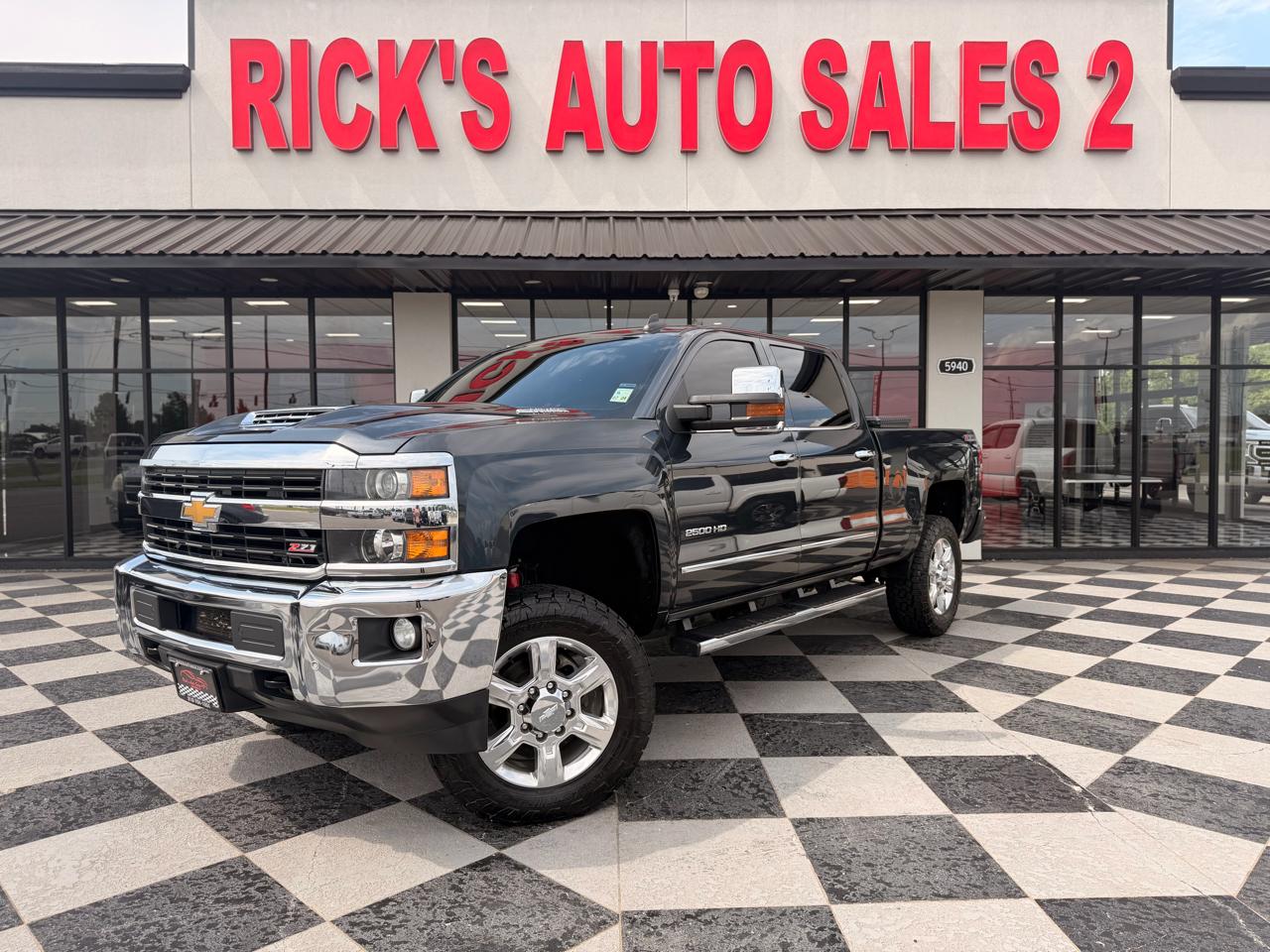Chevrolet Silverado 2500HD LTZ Crew Cab 4WD 2017